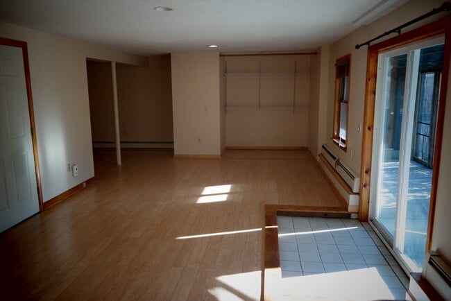Foyer Without Furniture