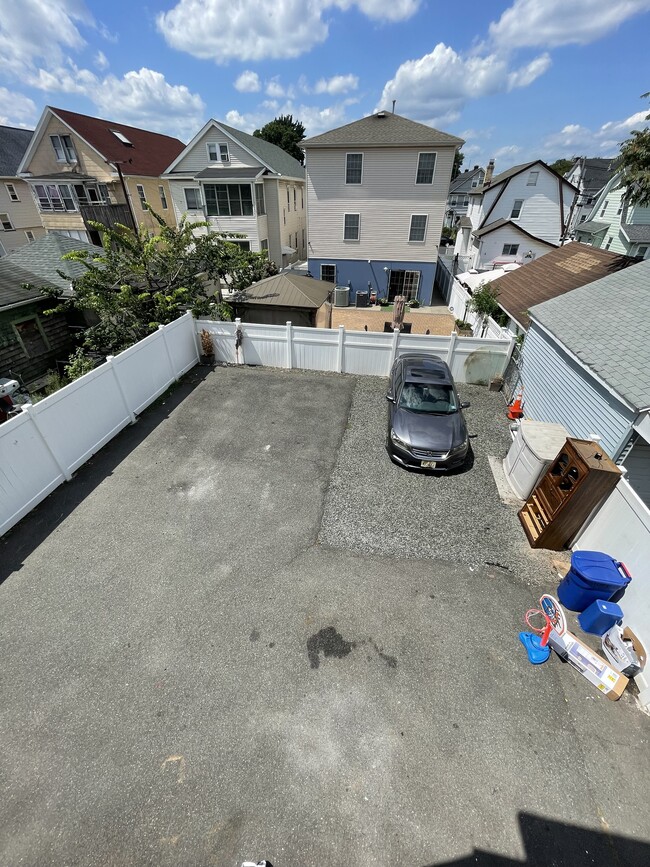 Photo - 1018 Kilsyth Rd Unit 2