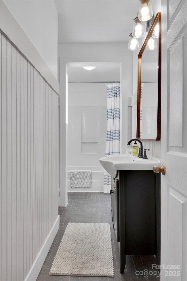 Photo - 9038 Henry Thoreau Rd