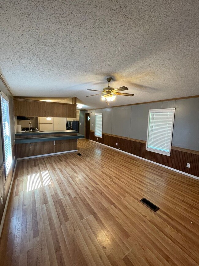 Photo - 2bd/1ba - Plain Dealing - Ready NOW!