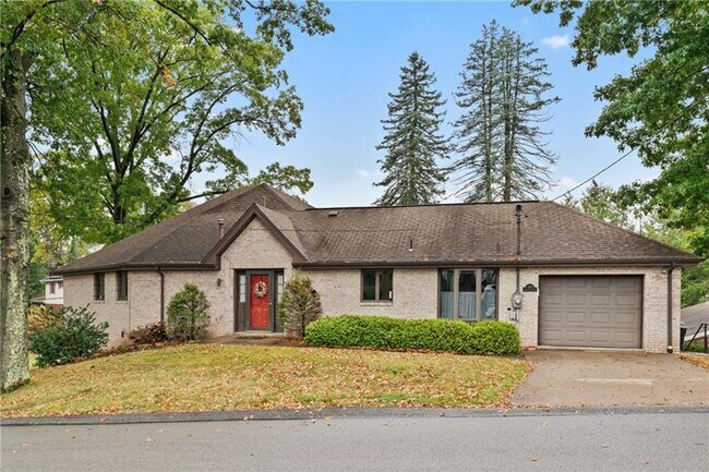 1301 Grandview Ave