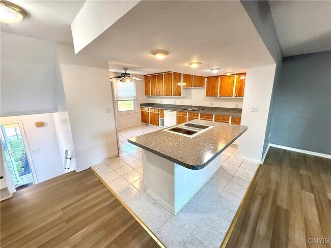 Photo - 8394A Shallowcreek Rd