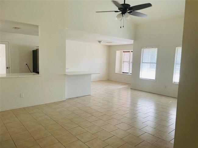 Photo - 2406 Patsy Pkwy