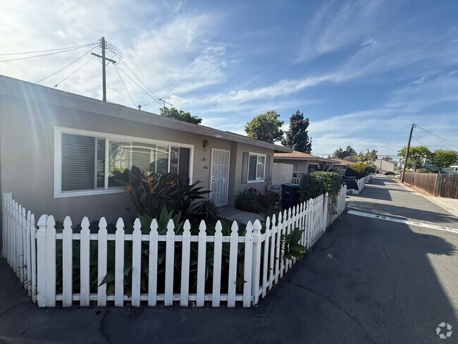 Building Photo - AVOCADO Unit 231-D Rental