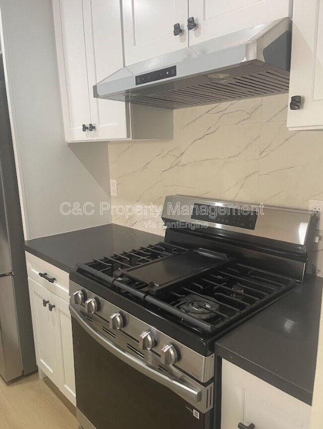 Photo - 2061 S Magnolia Ave