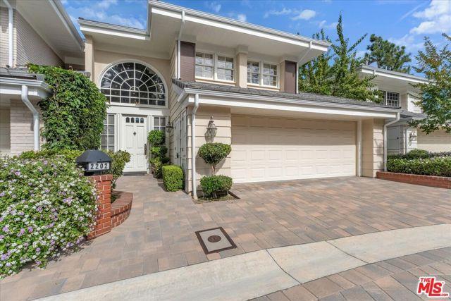 Building Photo - 2202 The Terrace