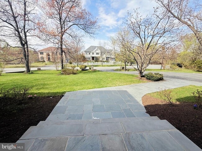 Photo - 9809 Hall Rd