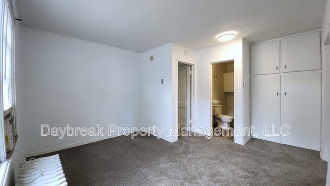 Photo - 1209-11 1/2 11 1/2 St N