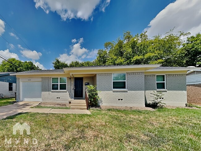Building Photo - 1309 E Anthony St Rental