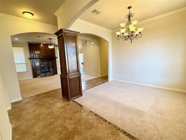 Photo - 620 Summit Crest Ln