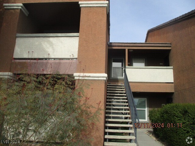 Building Photo - 555 E Silverado Ranch Blvd Unit 2111 Rental