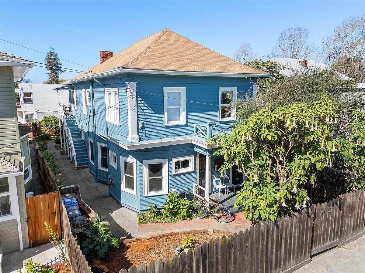 Photo - 3110 California St Unit 3112