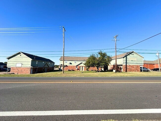 Photo - 809 W Walnut St Unit B2