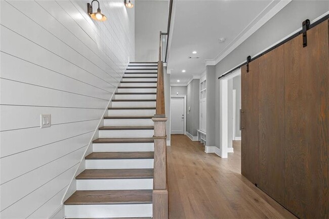 Photo - 1275 Appleden Trace