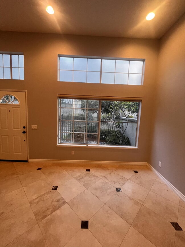 Photo - $3,800 - 2 Bed / 2.5 Bath Townhouse in the Crest Del Mar community Unidad B