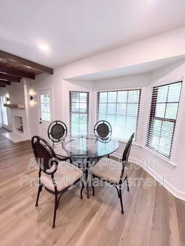Photo - 101 Huckleberry Ln