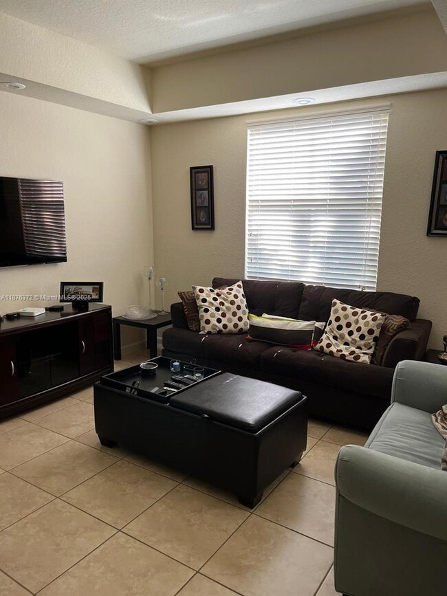 Photo - 11401 NW 89th St Unit 104