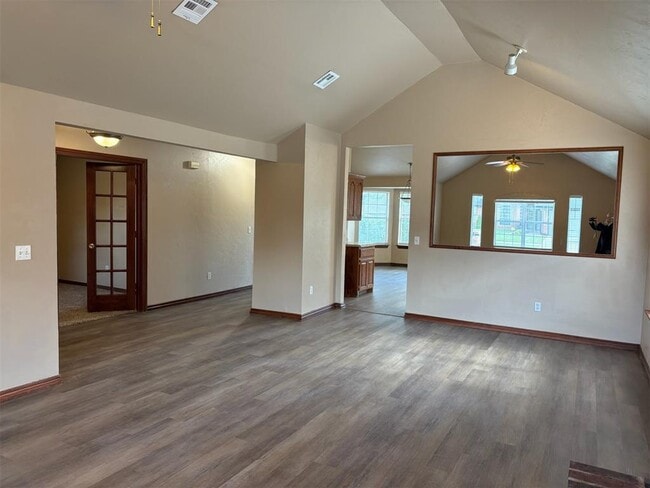 Photo - 1424 SW 129th St