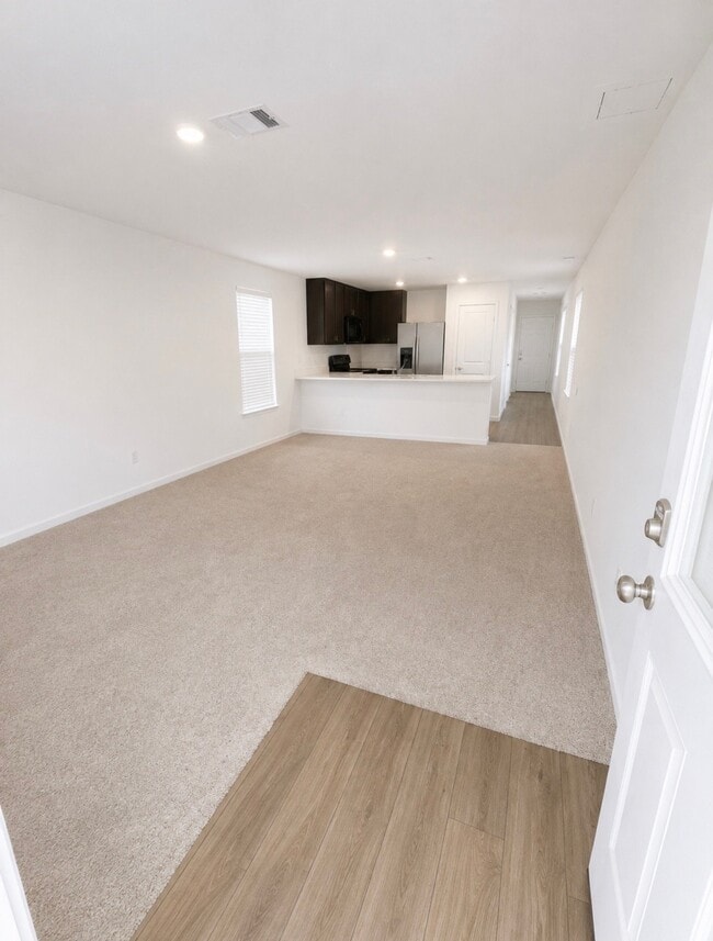 Photo - 57 Trinity Cir