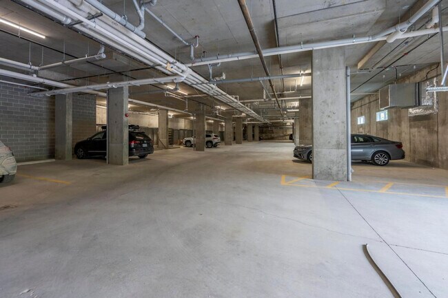 Photo - 901-907 7 St N Unité ID1308644P