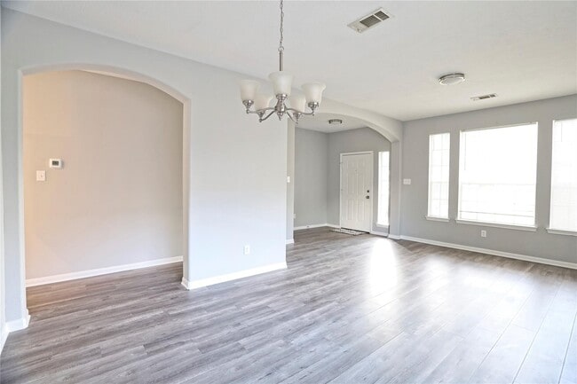 Photo - 18315 Water Mill Dr