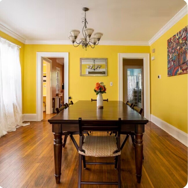 Photo - 426 Altoona Pl SW