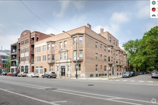 Building Photo - 2520 N Halsted St Rental