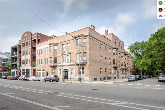 Photo - 2520 N Halsted St House