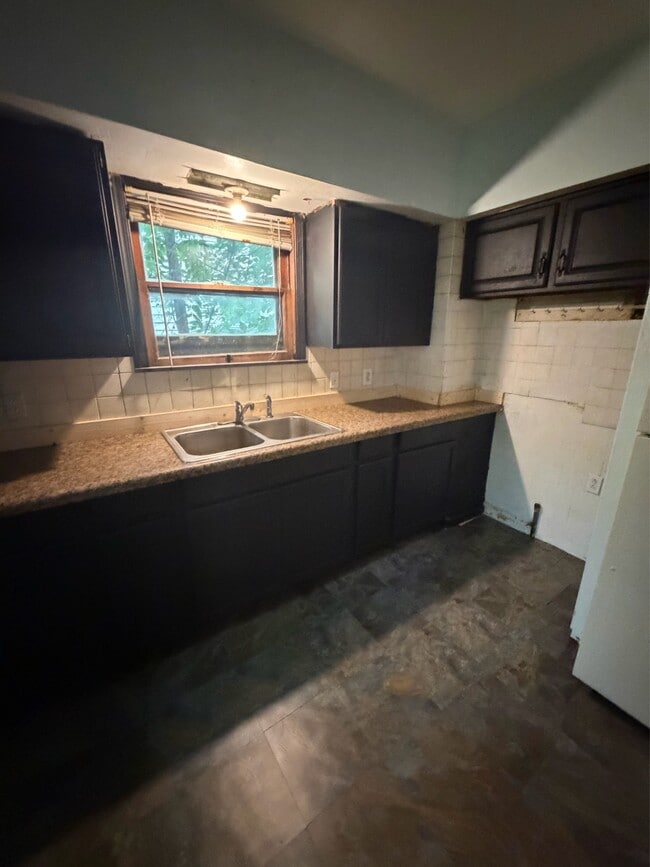 111 N Brockway Ave