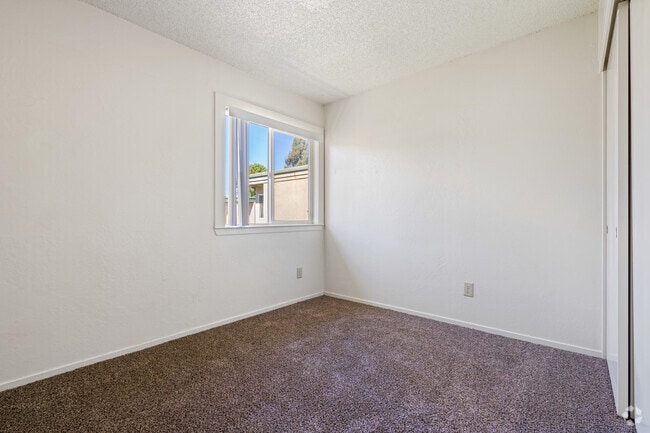 5BR, 2BA - 1,478SF - Bedroom 4