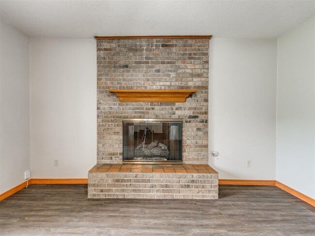 Photo - 1639 Westbrooke Terrace