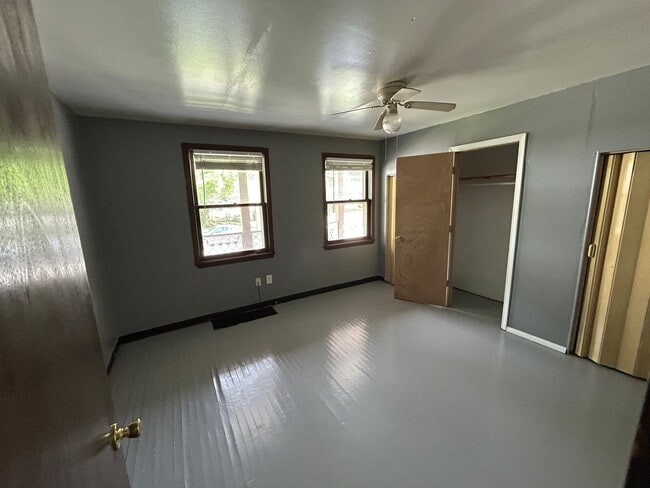 Photo - 224 7th St Unidad 224 7th St Down