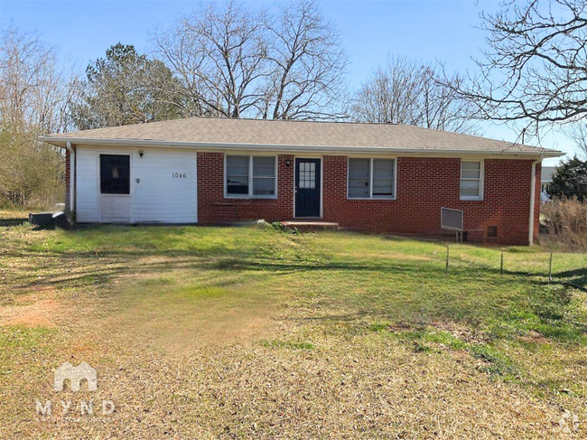 Building Photo - 1046 Covered Bridge Rd Rental