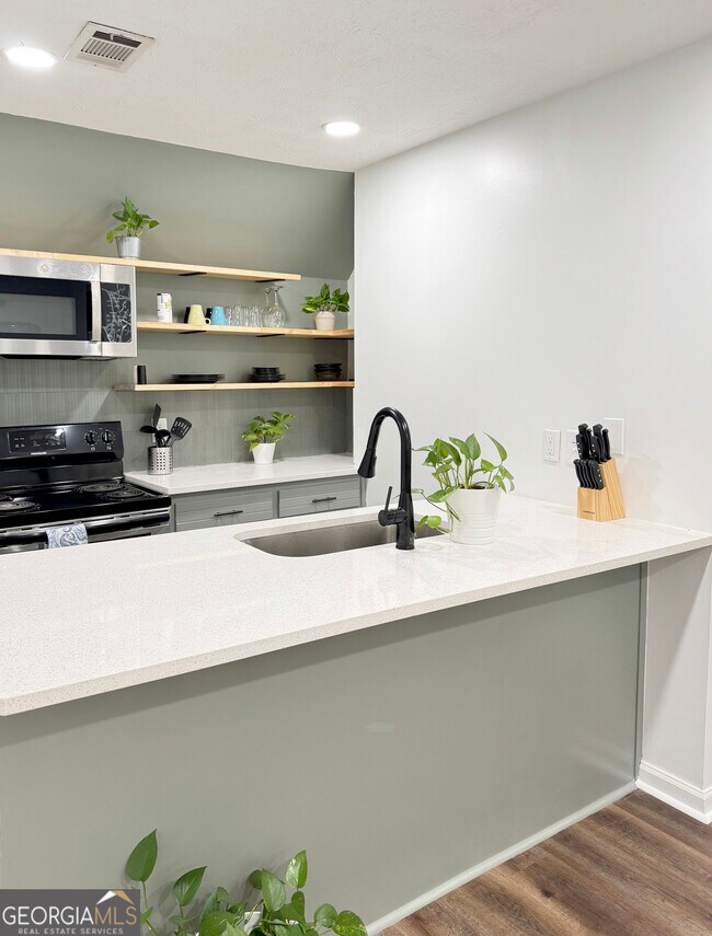 4193 N Shallowford Rd Unit D