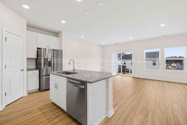 Photo - 3683 Backwater St