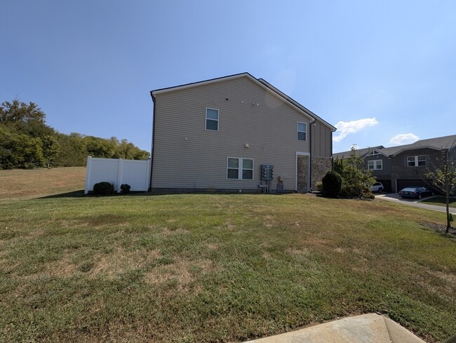824 Arrington Wy