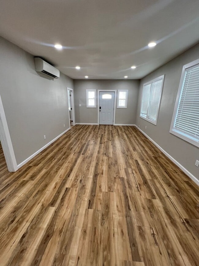 Photo - Split AC's In each room. Wet Bar. Spacious