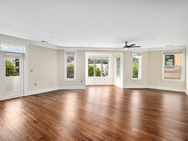 Spacious Living Area - Biltmore Park Town Square