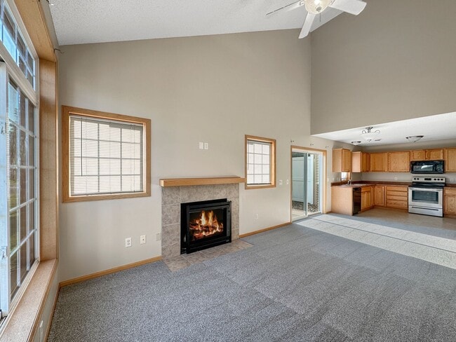 Photo - 16421 Elm Creek Ln