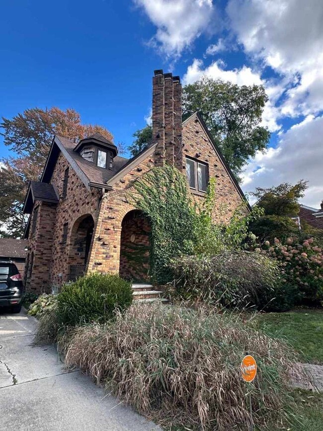 Photo - 15466 Artesian St