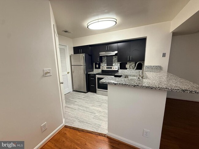 Photo - 6004 Curtier Dr Unit D