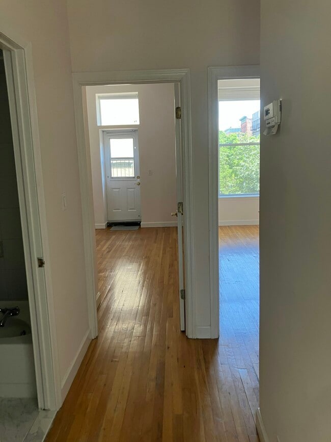 2099 5th Ave Unit 2