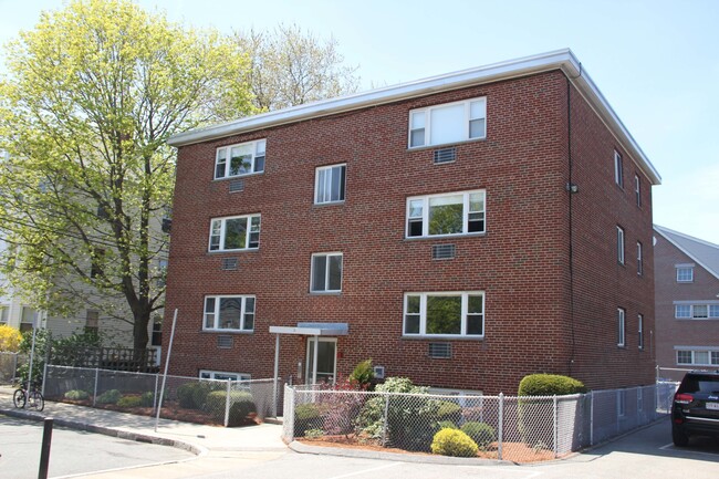 Building Photo - 22 Westford St Unit 6