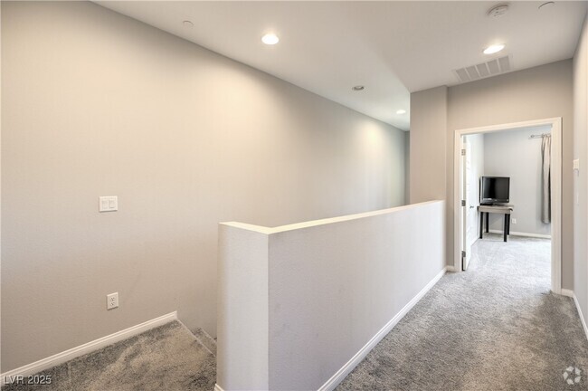 Building Photo - 1028 Via Corto St Rental