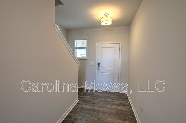 Photo - 34 Apricot Ln