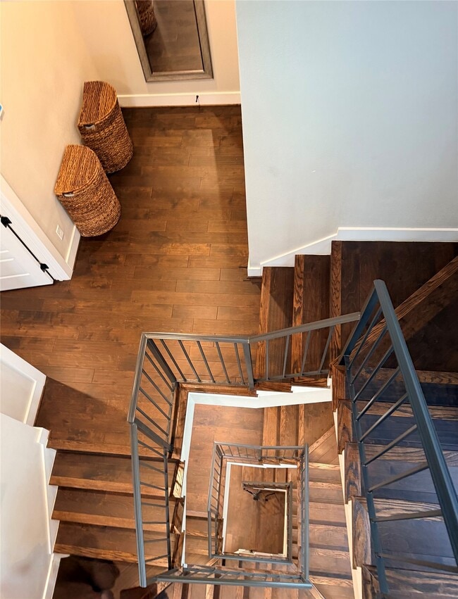 Photo - 4306 Center St