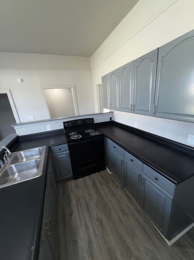 Photo - 1411 W Maryland St Unit A