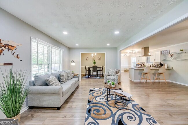 Photo - 6903 Doncaster Rd