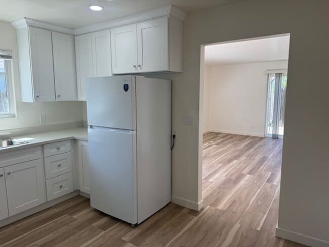 Photo - Bishop Street (605) Unit A