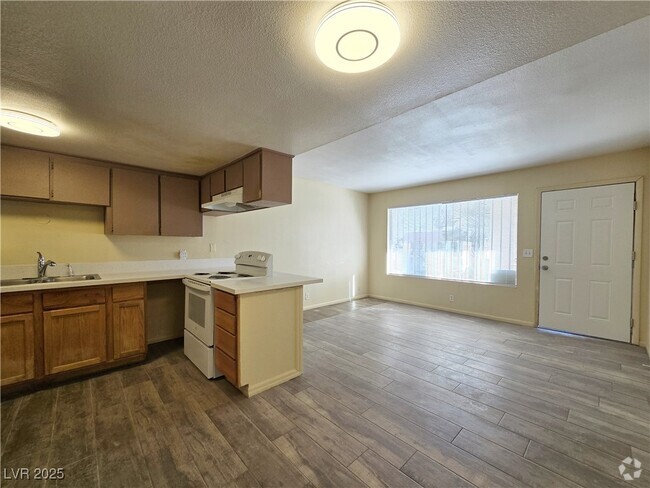 Building Photo - 3516 Thomas Ave Rental